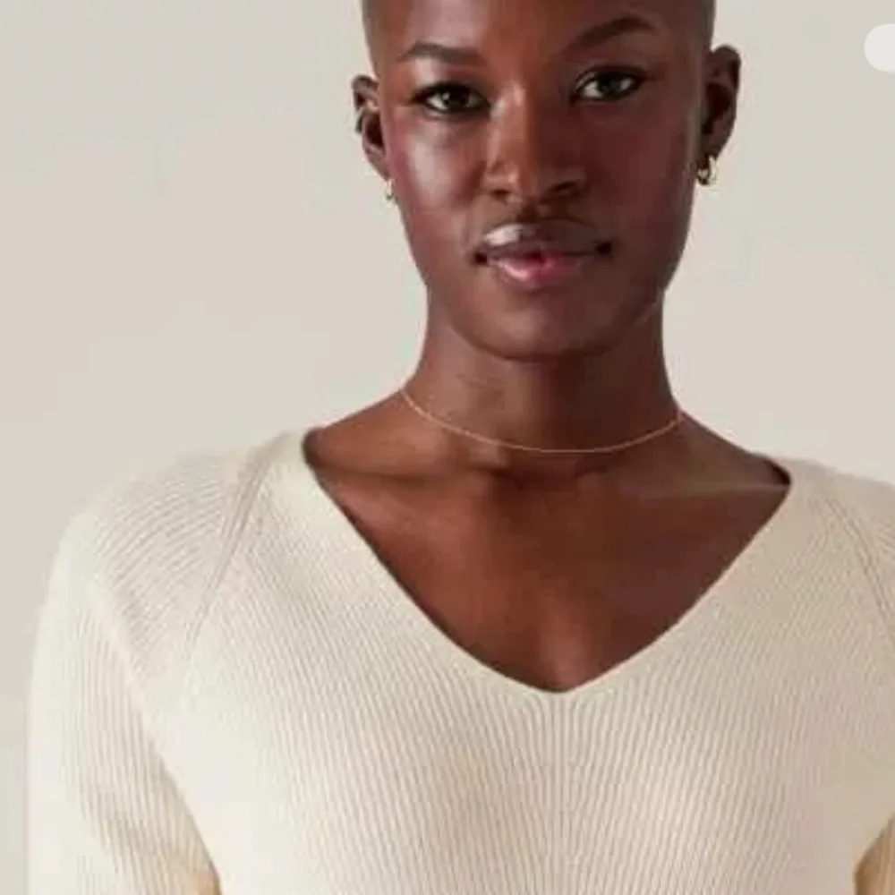 NWT Athleta Hanover Merino Blend V Neck Sweater Magnolia White Size 3X.